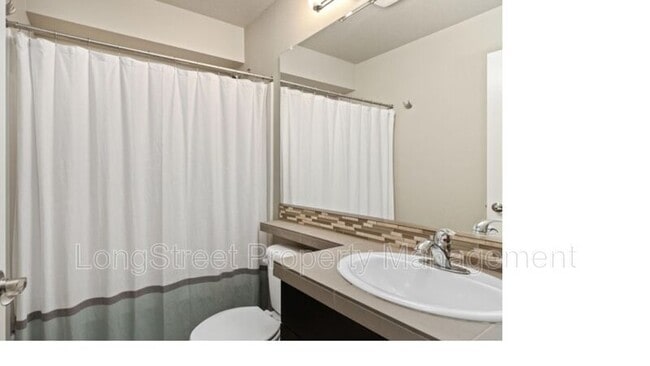 Building Photo - 3058 SE 50th Ave