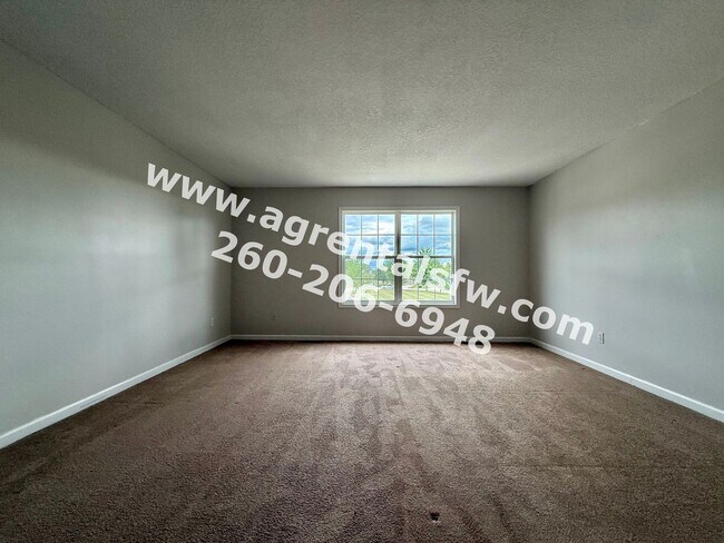 Building Photo - 3 Bedroom House - $300 off first months rent