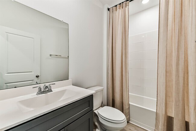 Building Photo - 339 Friesian Ct