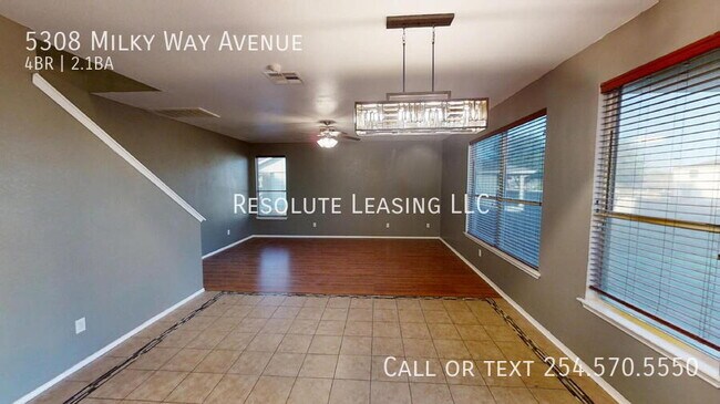 Building Photo - 5308 Milky Way Ave