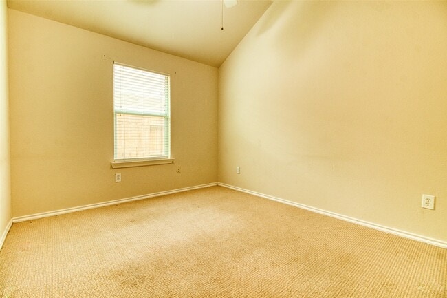 Building Photo - 142 Anvil Rock Ln