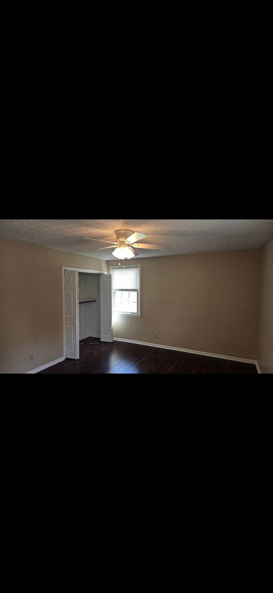 Building Photo - 392 Albright Ln