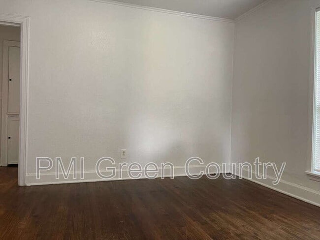 Building Photo - 1535 N Boston Pl