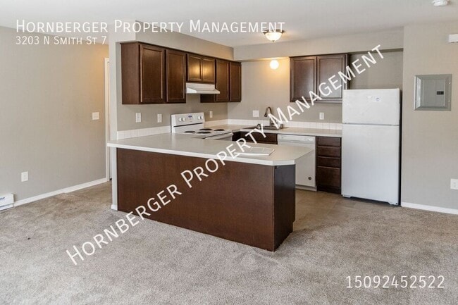 Primary Photo - 3203 N Smith St