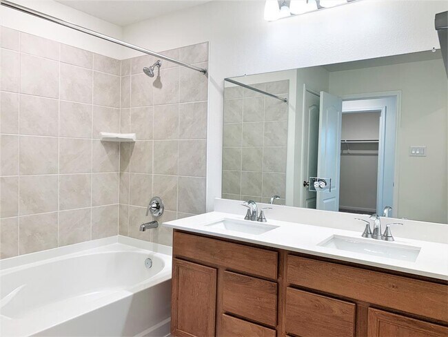 Building Photo - 1215 Painted Bunting Dr
