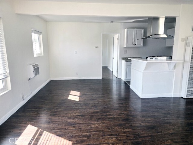 Building Photo - 1007 S Tamarack Dr