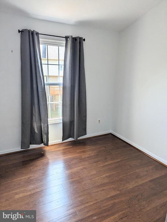 Building Photo - 46582 Broadspear Terrace