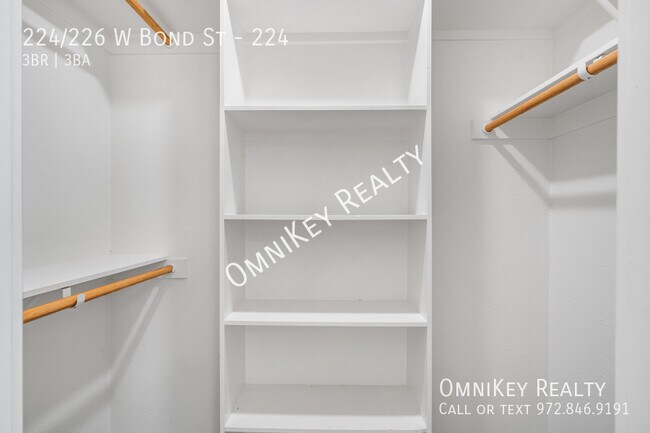 Building Photo - 224/226 W Bond St-224