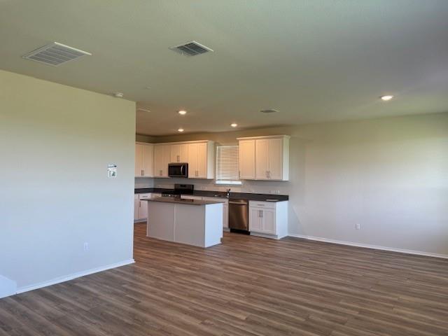 Building Photo - 639 Papaya Dr