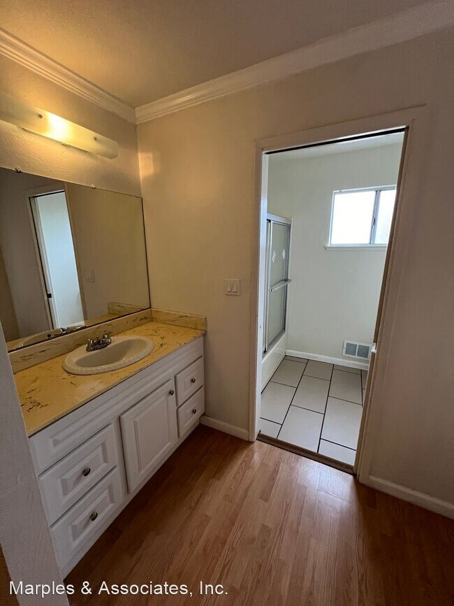 Building Photo - 3 br, 2 bath House - 2721 Empire Ave