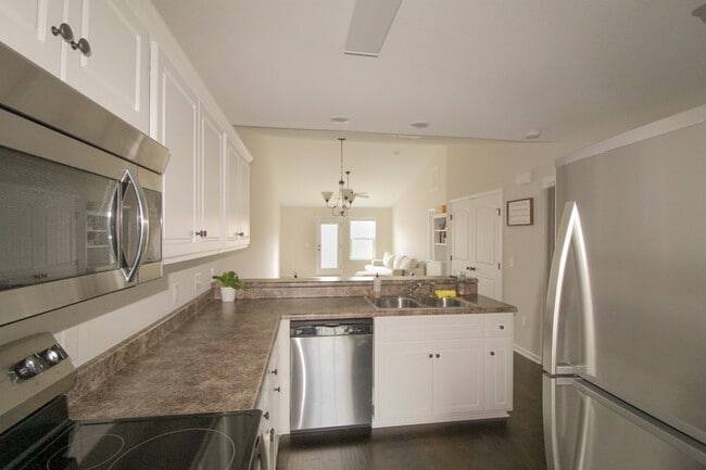 Building Photo - 117 Buckhaven Way