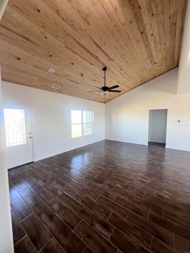 Building Photo - 7912 S Lone Star Pkwy