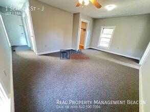 Building Photo - 1 School St