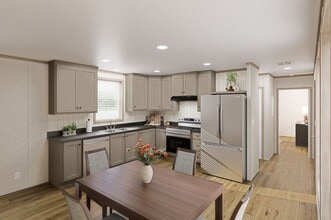 Building Photo - 2565 Pear St