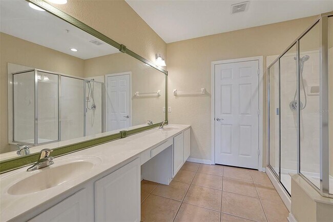 Building Photo - 6453 Alcalde Ct