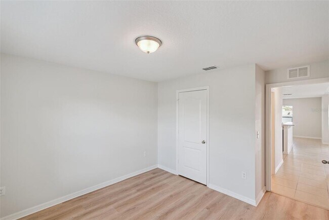 Building Photo - 1975 Piedmont Ct