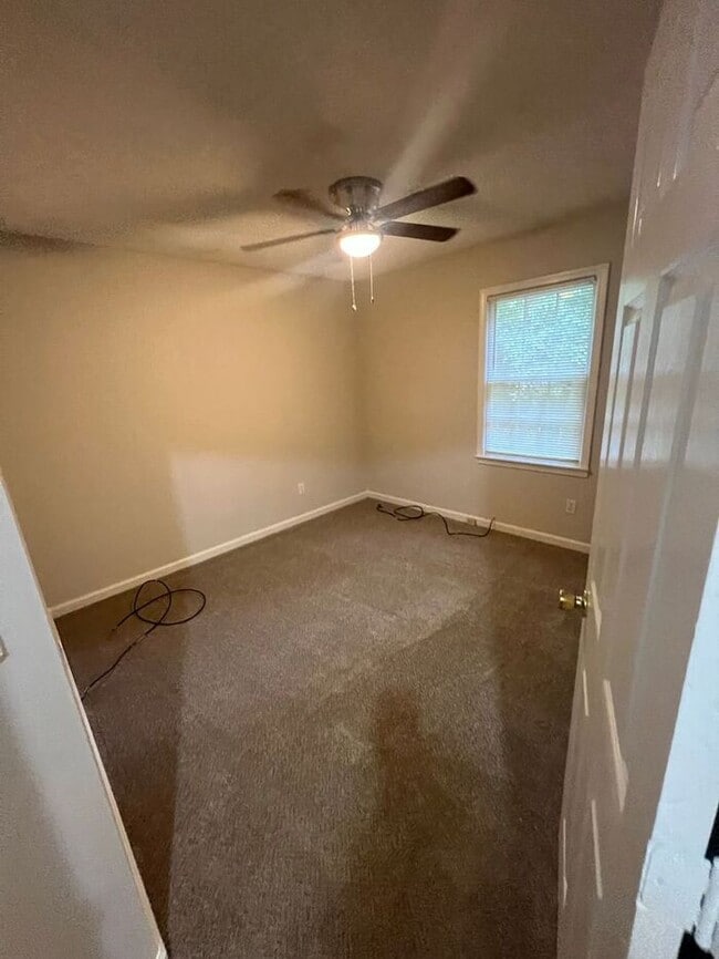 Building Photo - !!!WARNING: AVOID SCAMS CONFIRM RENTAL AT ...