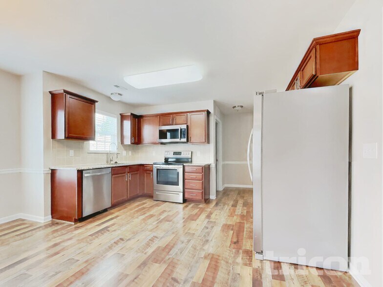 Building Photo - 5750 Misty Meadows Ct