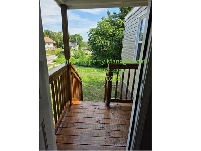 Building Photo - Freshly Updated 3-Bedroom Home in Blue Hills!