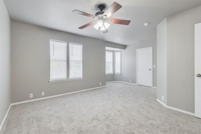 Building Photo - TOWNHOME IN KELLER ISD!