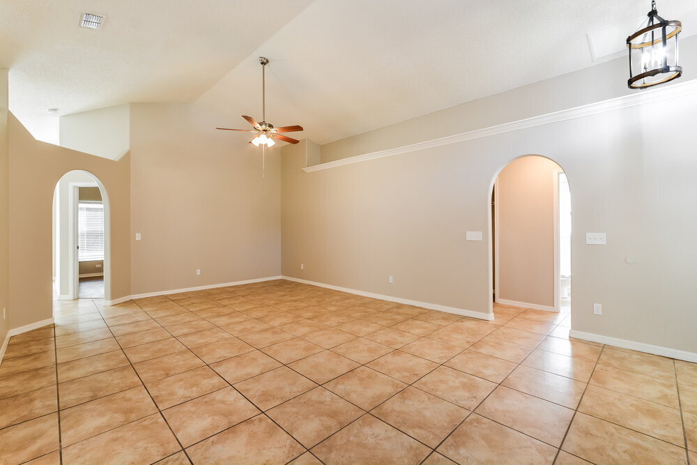 Building Photo - 3246 Bellingham Dr