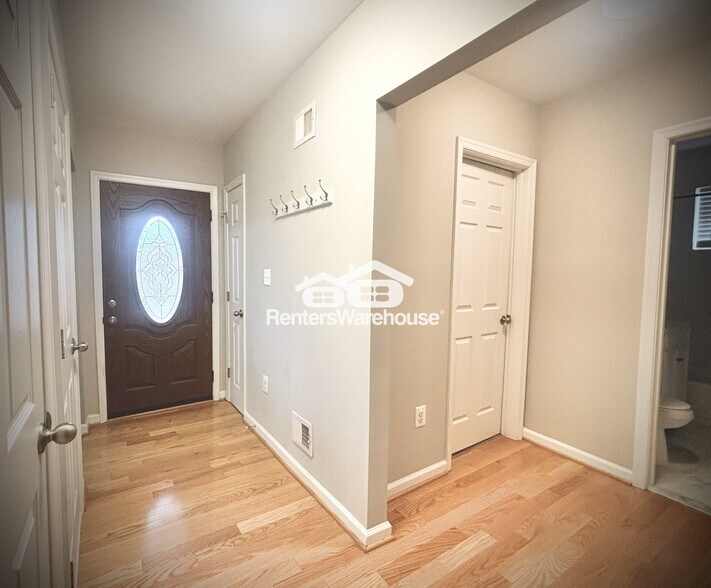 Building Photo - 7223 16th Ave