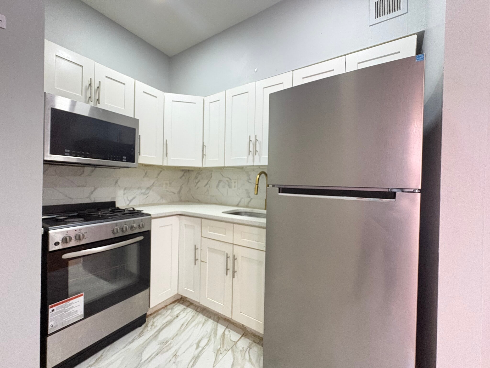117 Wade St 3A - 121 Wade St