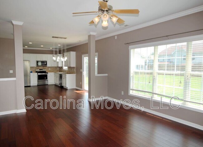 Building Photo - 689 Flintrock Dr