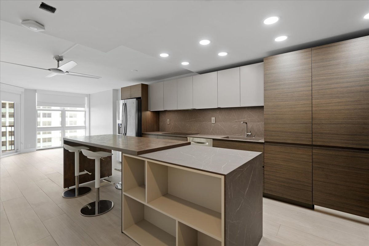Building Photo - 1865 Brickell Ave
