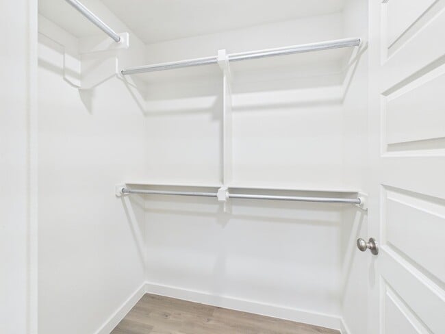 Building Photo - 2801 Ranch House Rd