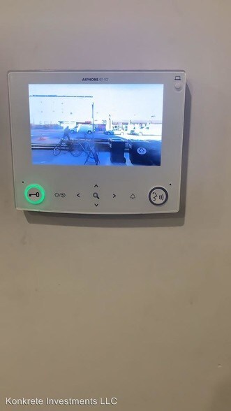 Building Photo - 1626 Cecil B. Moore Ave