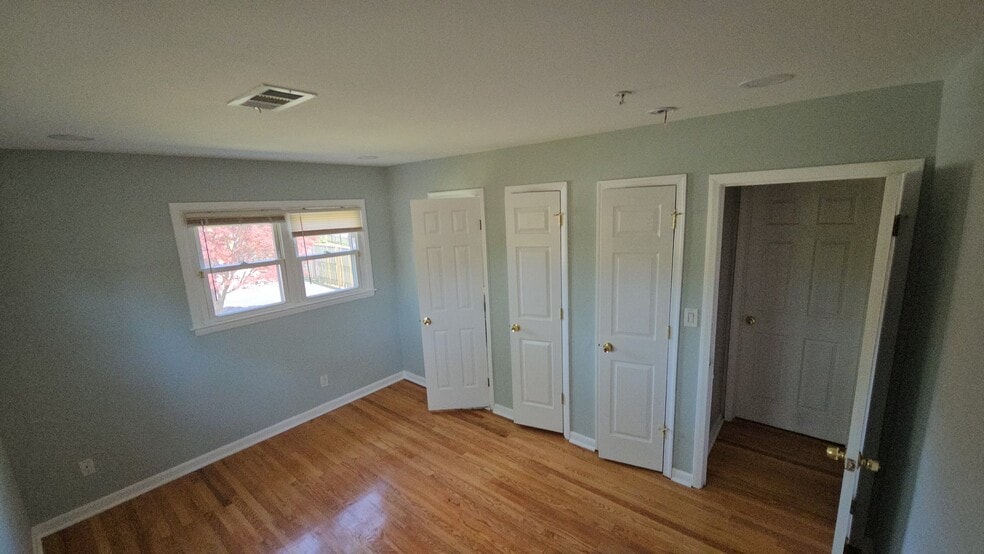 Building Photo - 2505 McKenzie Rd