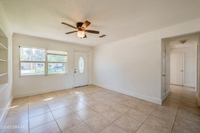 Building Photo - 416 Margie Ln