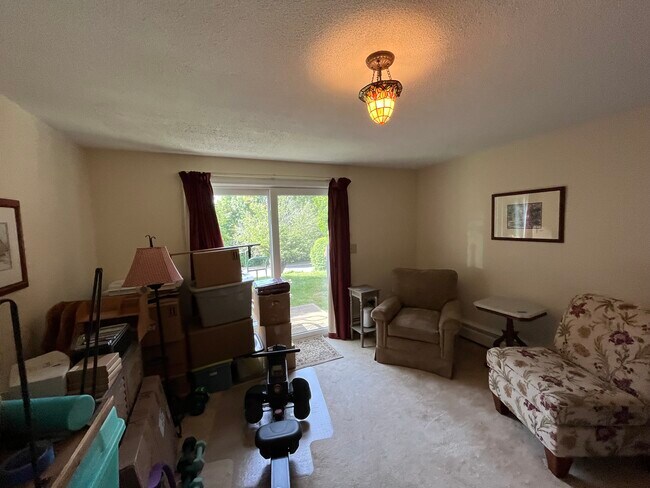 Building Photo - 1 Walcott Valley Dr