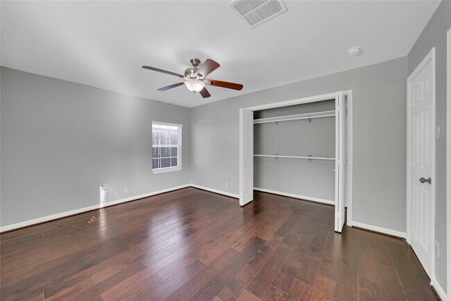 Building Photo - 4907 Marietta Ln