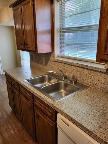 Building Photo - 3612 Spring Meadows Dr