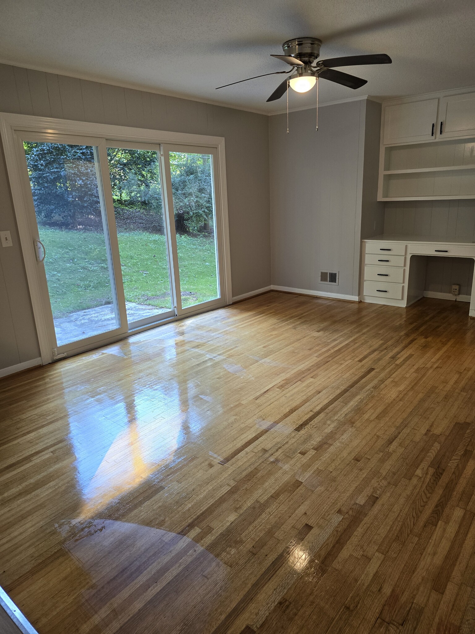 Building Photo - 700 Delverton Rd