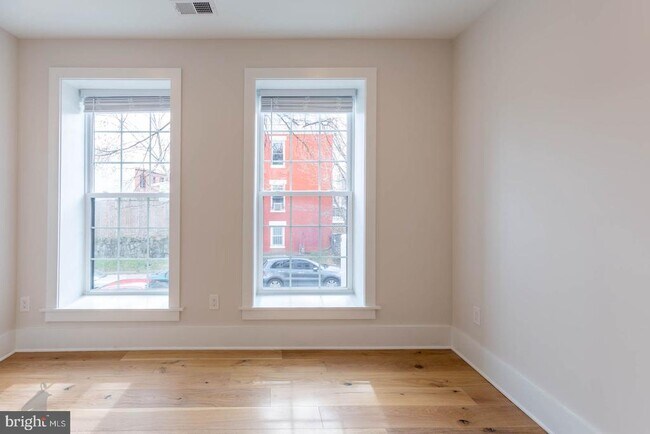 Building Photo - 3001 11th St NW