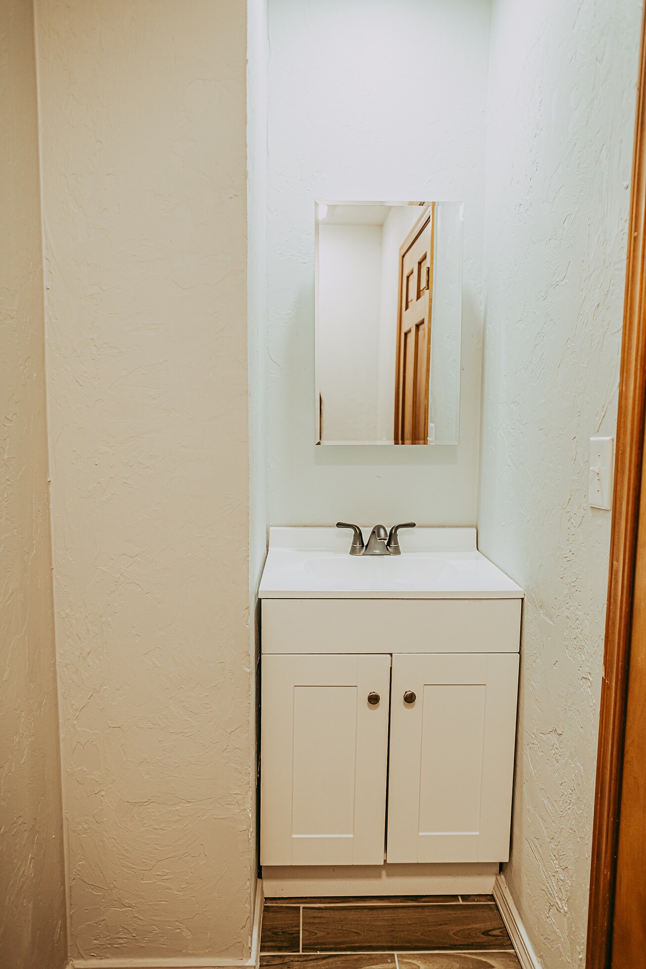 Hall Bathroom - 5331 Indian Hill Rd