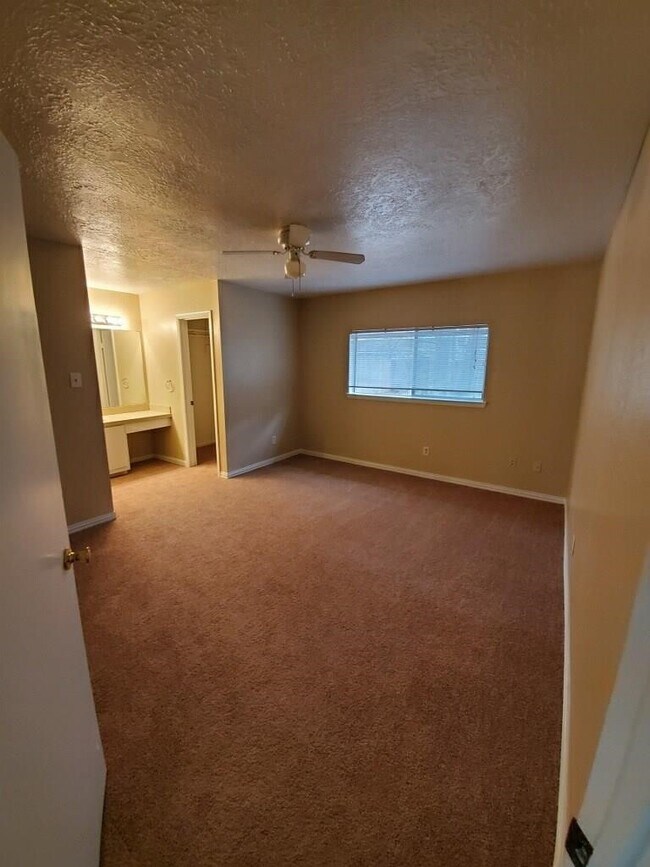 Building Photo - 4918 Quailgate Dr