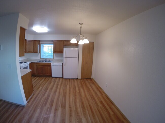 Building Photo - 2804 Gillam Way