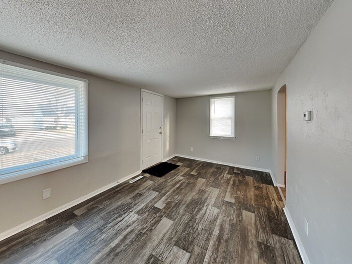 Building Photo - 5415 Emerson Ave N