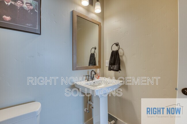 Building Photo - 4113 W Gray Fox St