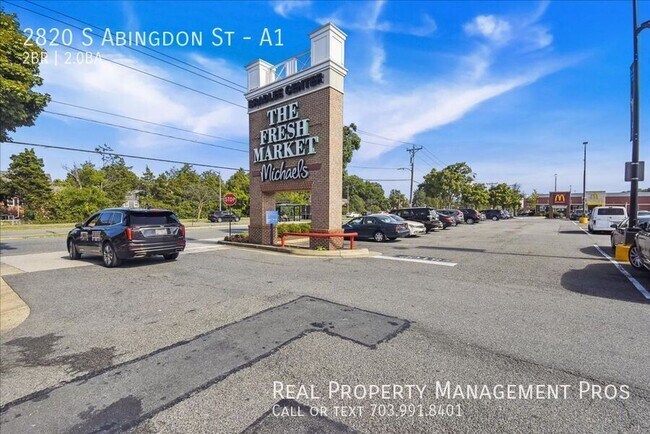 Building Photo - 2820 S Abingdon St