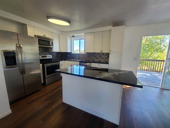 Building Photo - 5453 S 5425 W