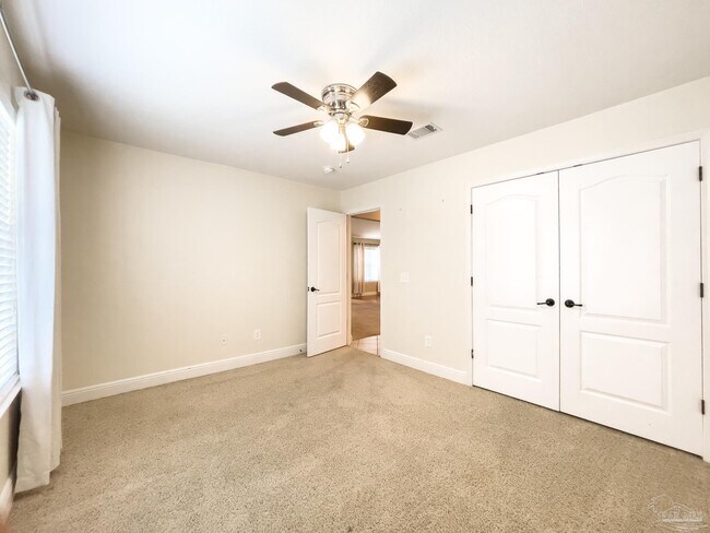 Building Photo - 491 Portside Dr