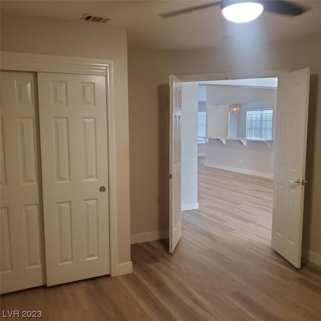 Building Photo - 5316 Rim View Ln