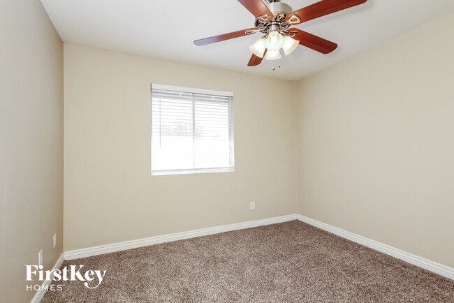 Building Photo - 3636 W Ironwood Dr