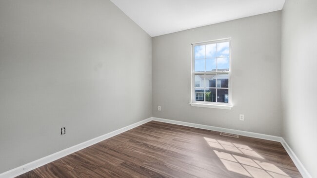 Building Photo - 3130 George Buchanan