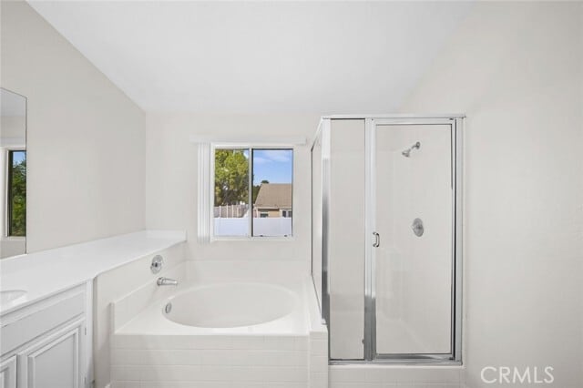 Building Photo - 15154 Biarritz St